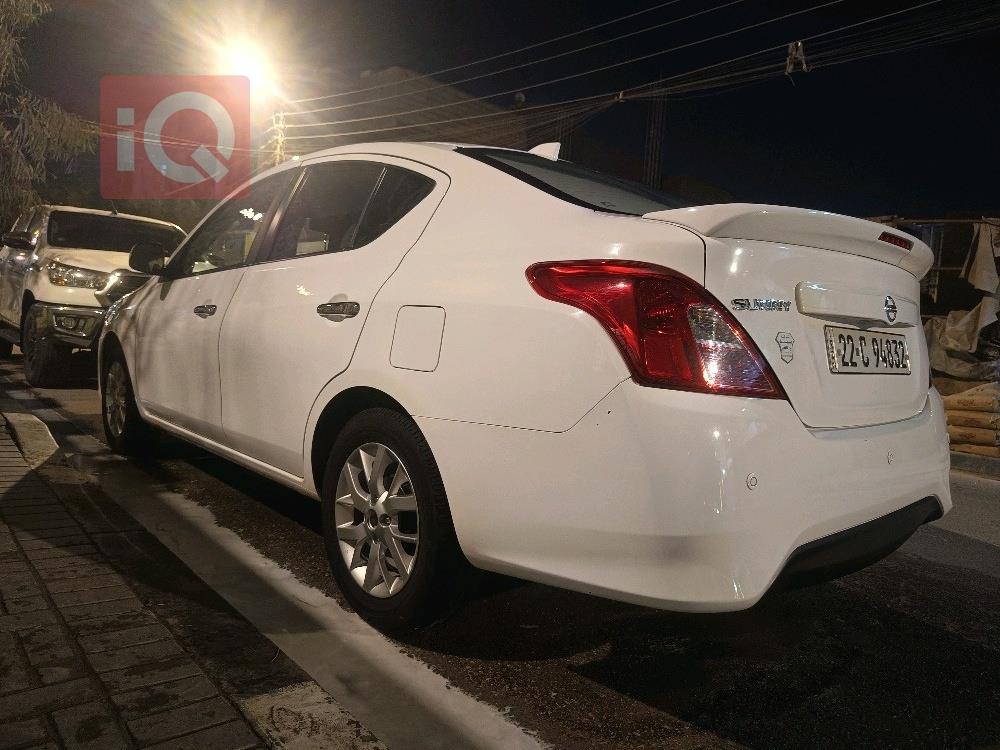 Nissan Sunny